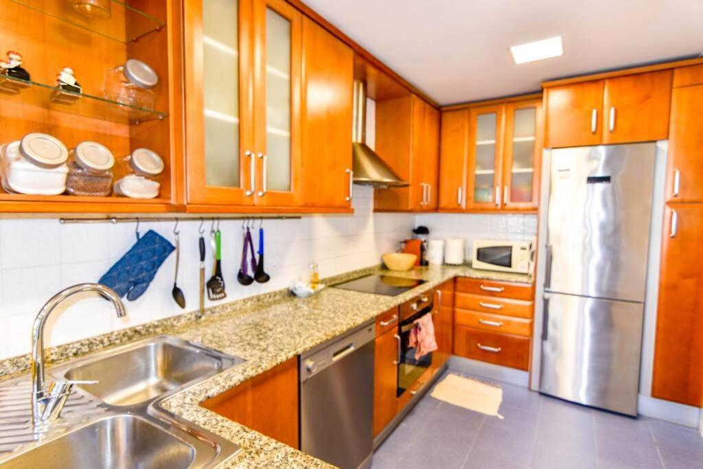 Comodo Apartamento En Puertochico, Cerca De Todo. 桑坦德 外观 照片